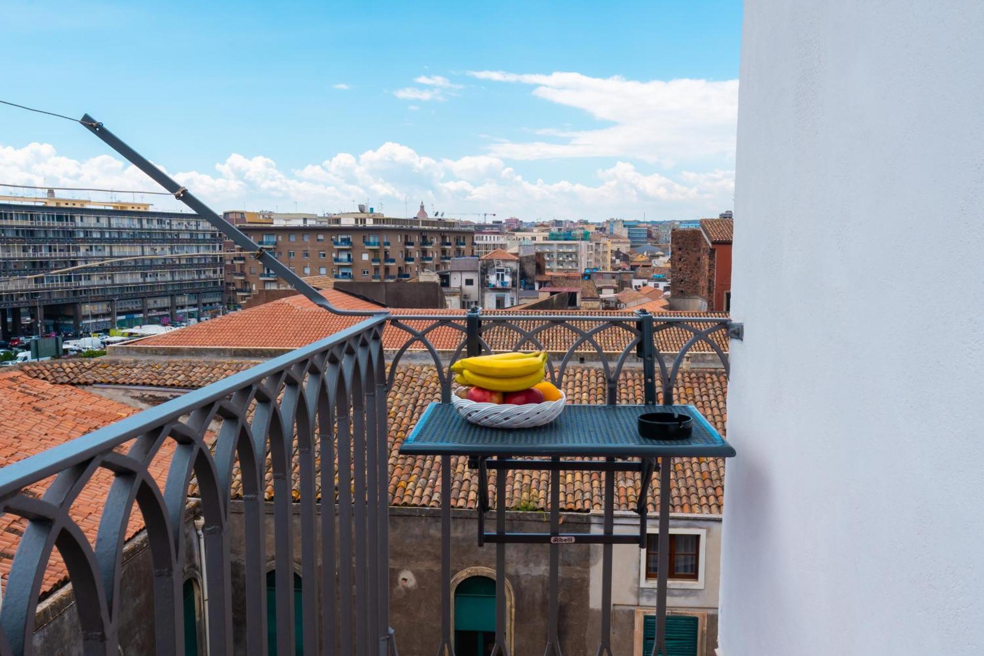 Canvas Sicily Apartment كاتانيا المظهر الخارجي الصورة